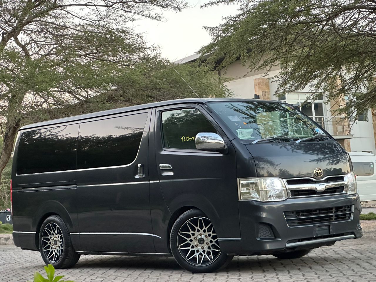 HIACE